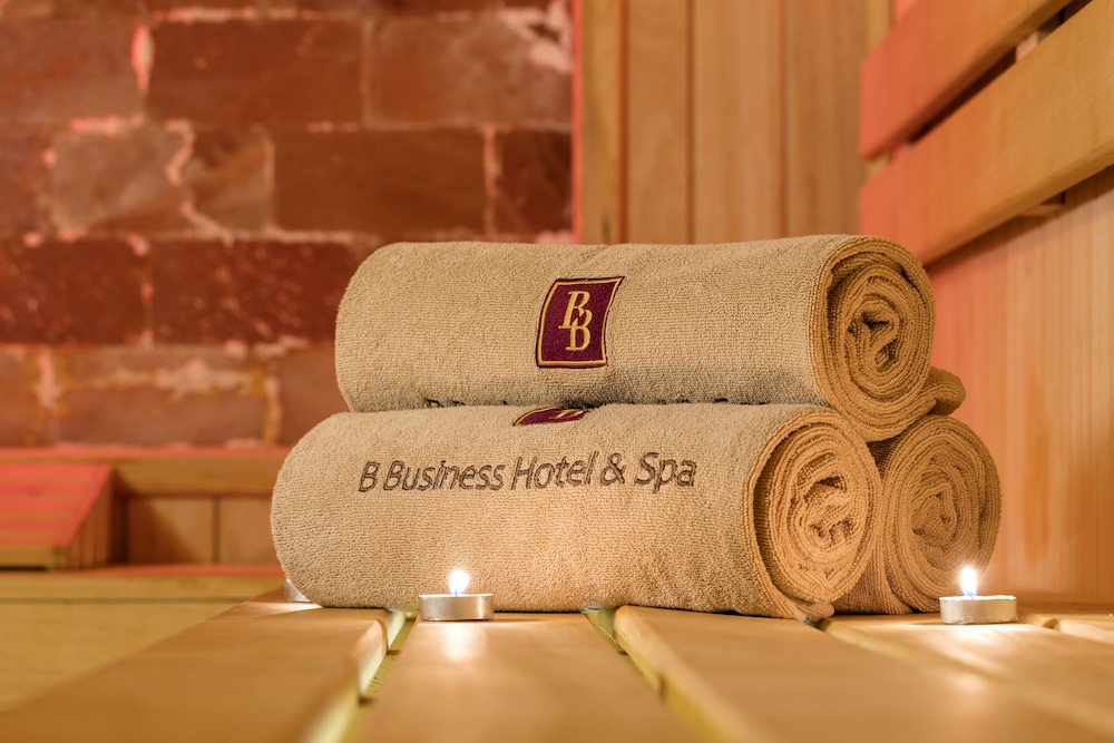 B Business Hotel & Spa 24