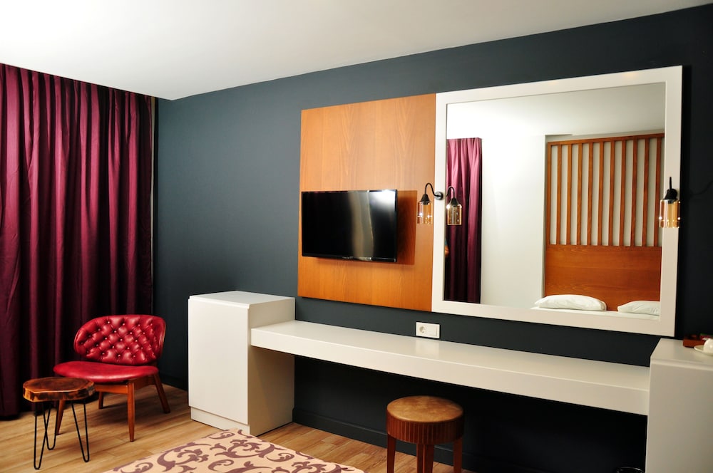 Sey Beach Hotel & Spa 16