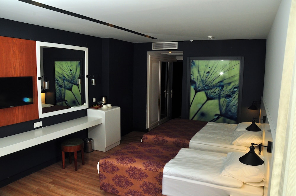 Sey Beach Hotel & Spa 22