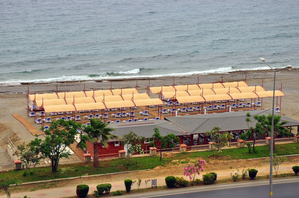 Sey Beach Hotel & Spa 24