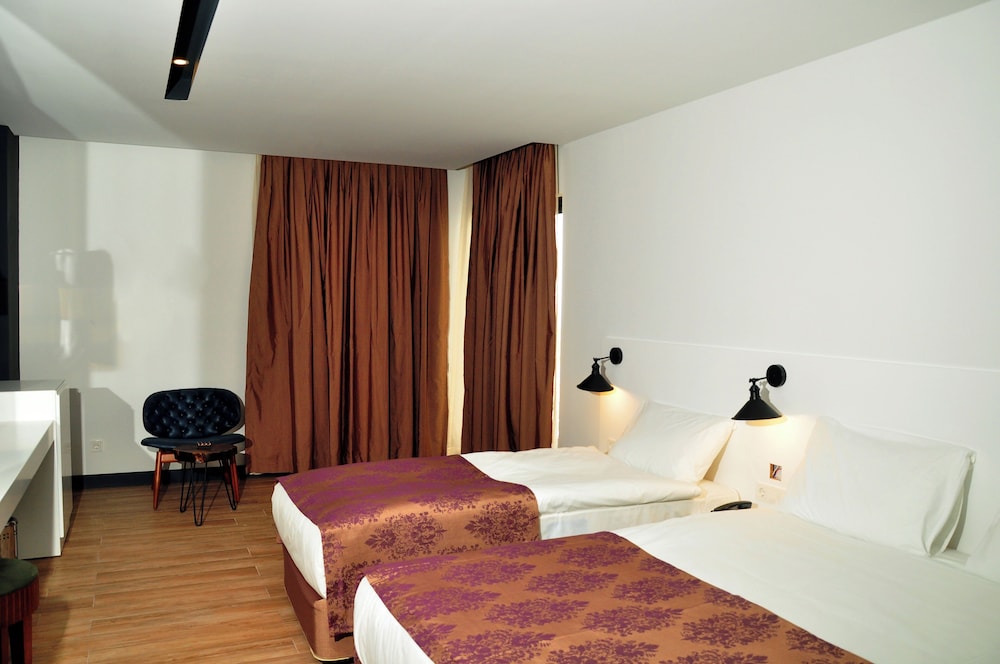 Sey Beach Hotel & Spa 20