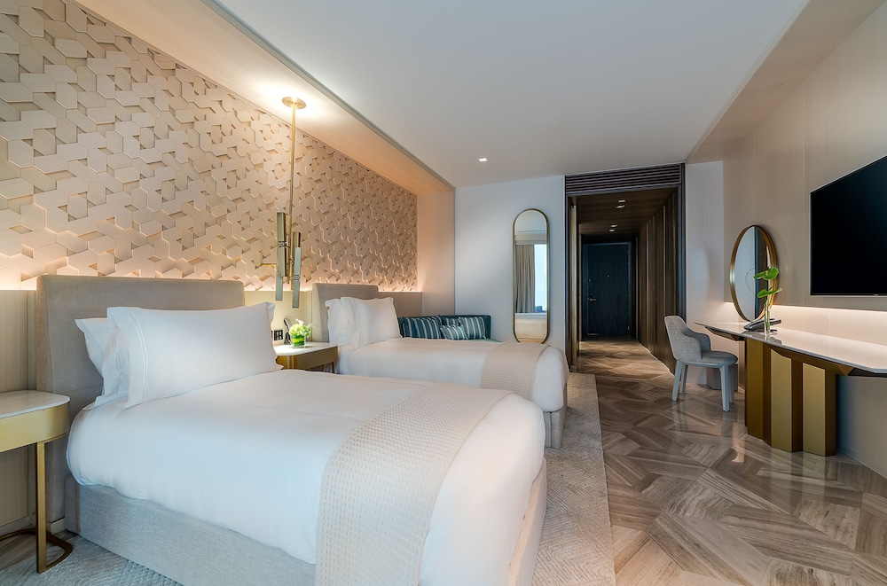 FIVE Palm Jumeirah Dubai 5
