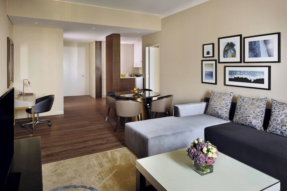 Marriott Executive Apartments Downtown Abu Dhabi 12