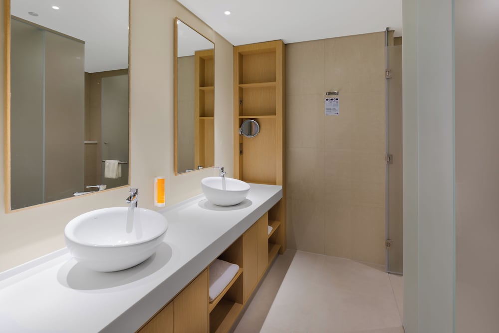 Premier Inn Dubai Ibn Battuta Mall Hotel 13