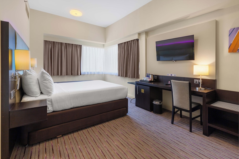 Premier Inn Dubai Ibn Battuta Mall Hotel 19