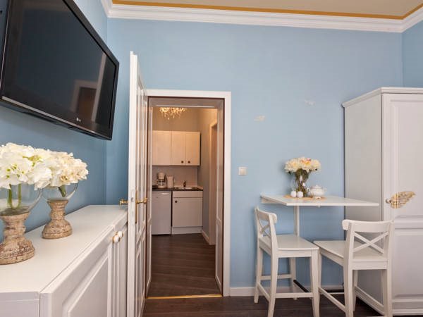 Cathedral Prague Apartments 13