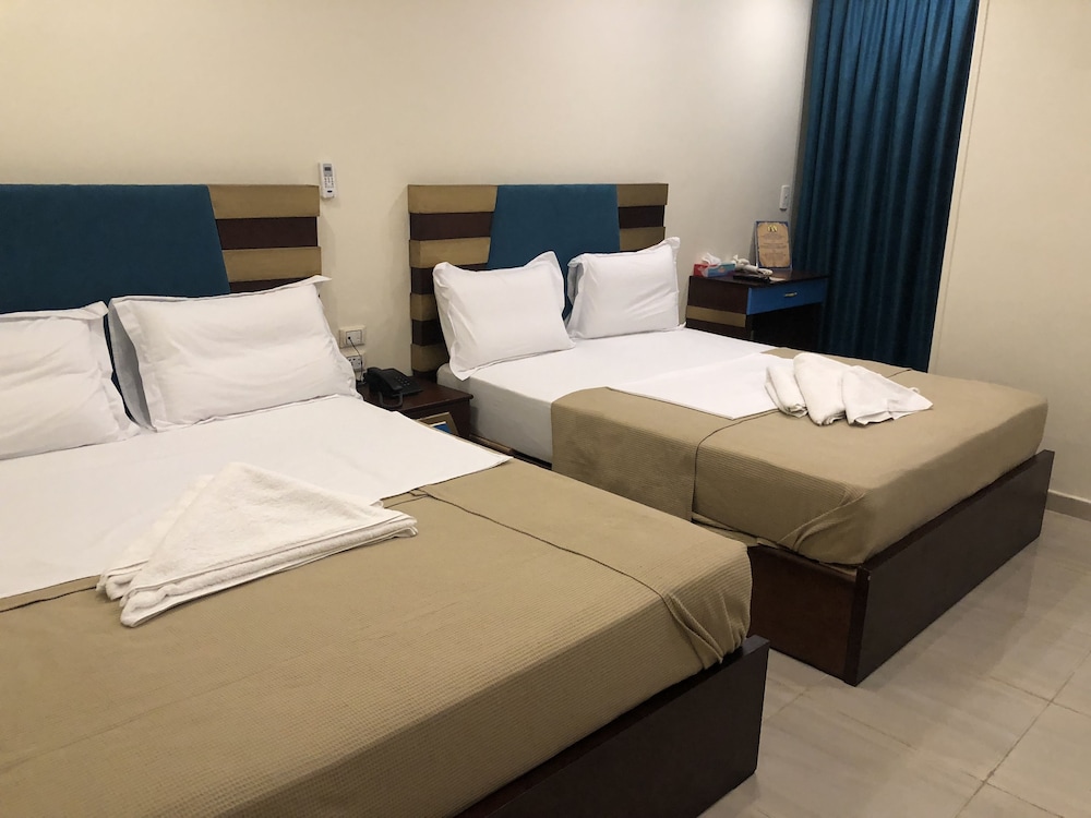 Great Pyramid Inn 14