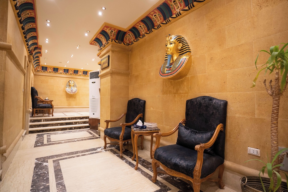 Great Pyramid Inn 10