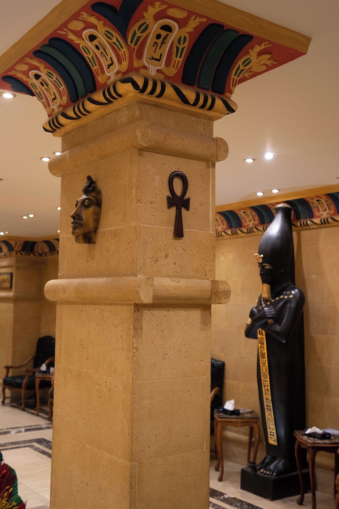 Great Pyramid Inn 5