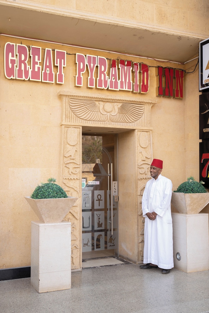 Great Pyramid Inn 3