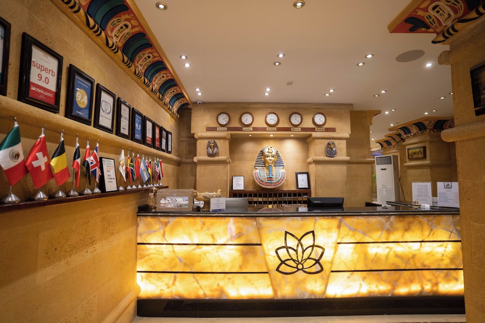 Great Pyramid Inn 8