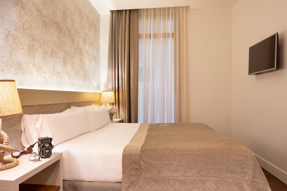 Duquesa Suite 12