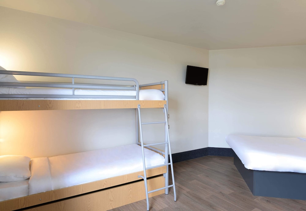 B&B HOTEL Marne-la-Vallée Torcy Gare 15