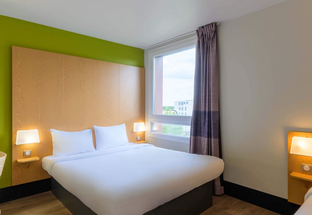 B&B HOTEL Marne-la-Vallée Torcy Gare 18