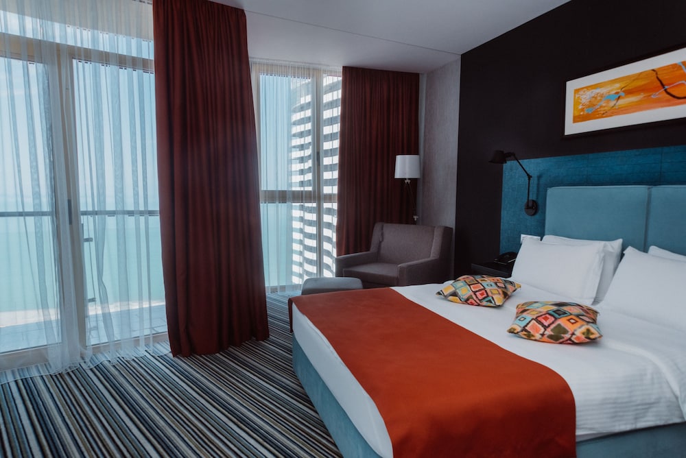 Tangerine Apart Hotel Batumi 1