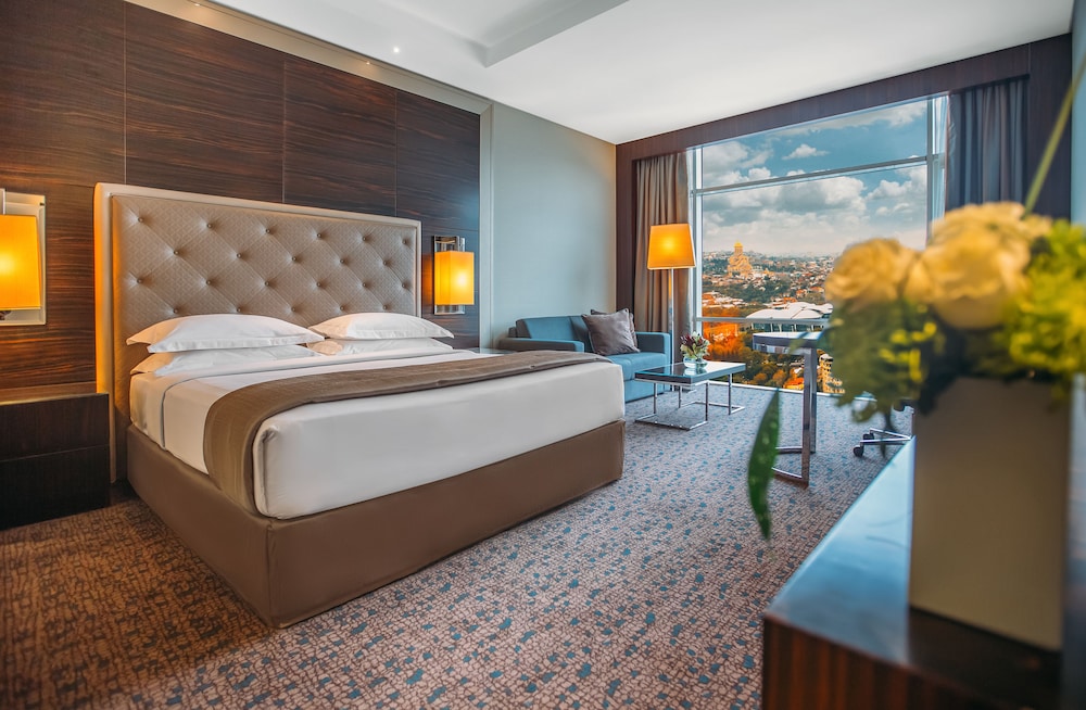 The Biltmore Hotel Tbilisi 8