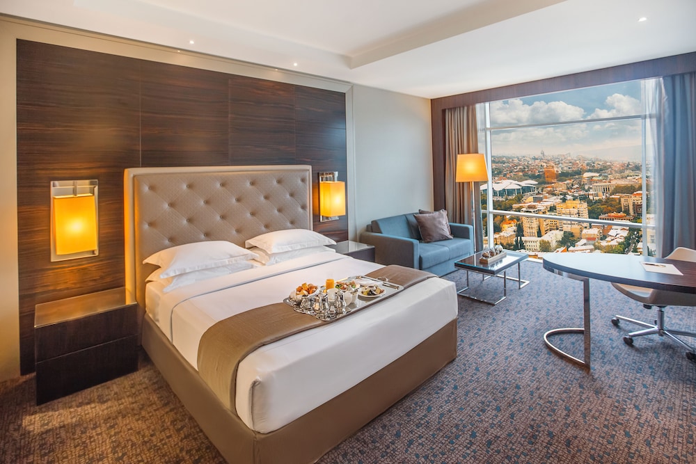 The Biltmore Hotel Tbilisi 7