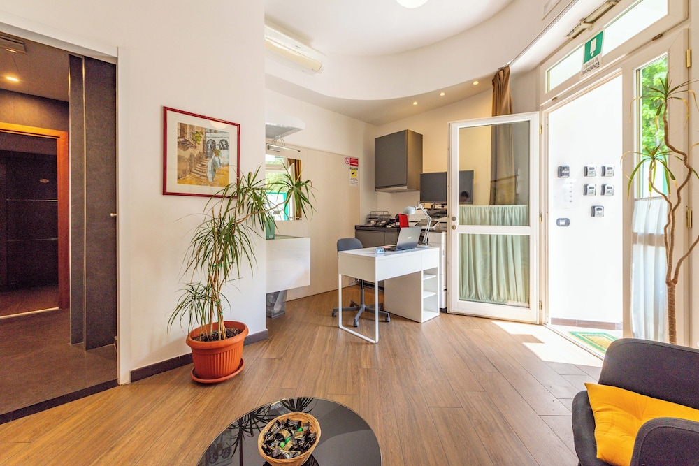 Andenis Luxury House 6