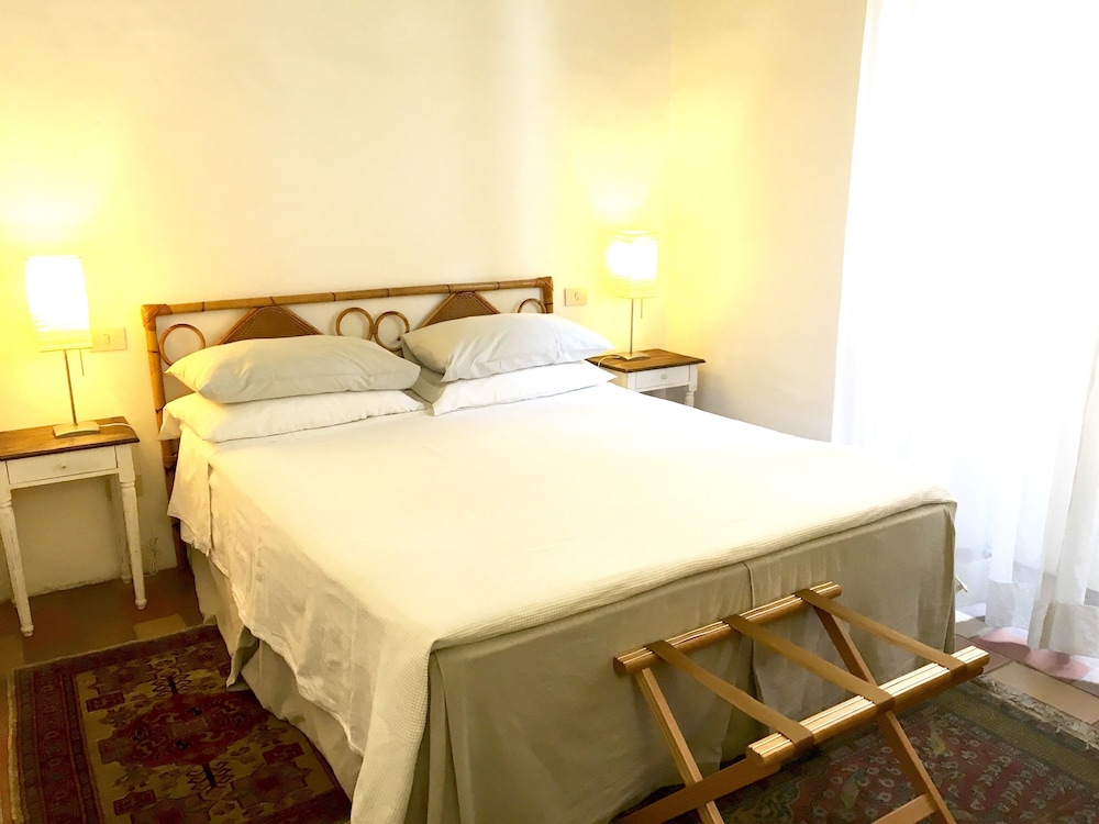 B&B Vicolo del Lupo 4