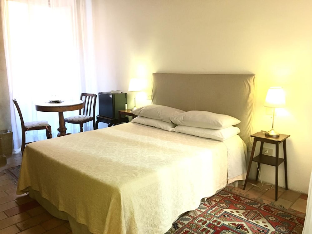 B&B Vicolo del Lupo 10