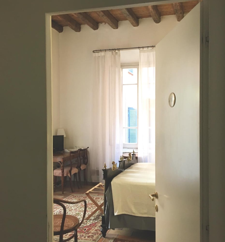 B&B Vicolo del Lupo 11