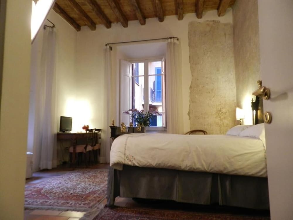B&B Vicolo del Lupo 16