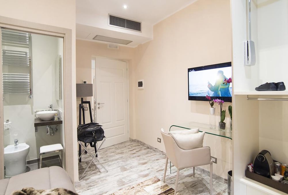 Colonna 18 Guest House 24