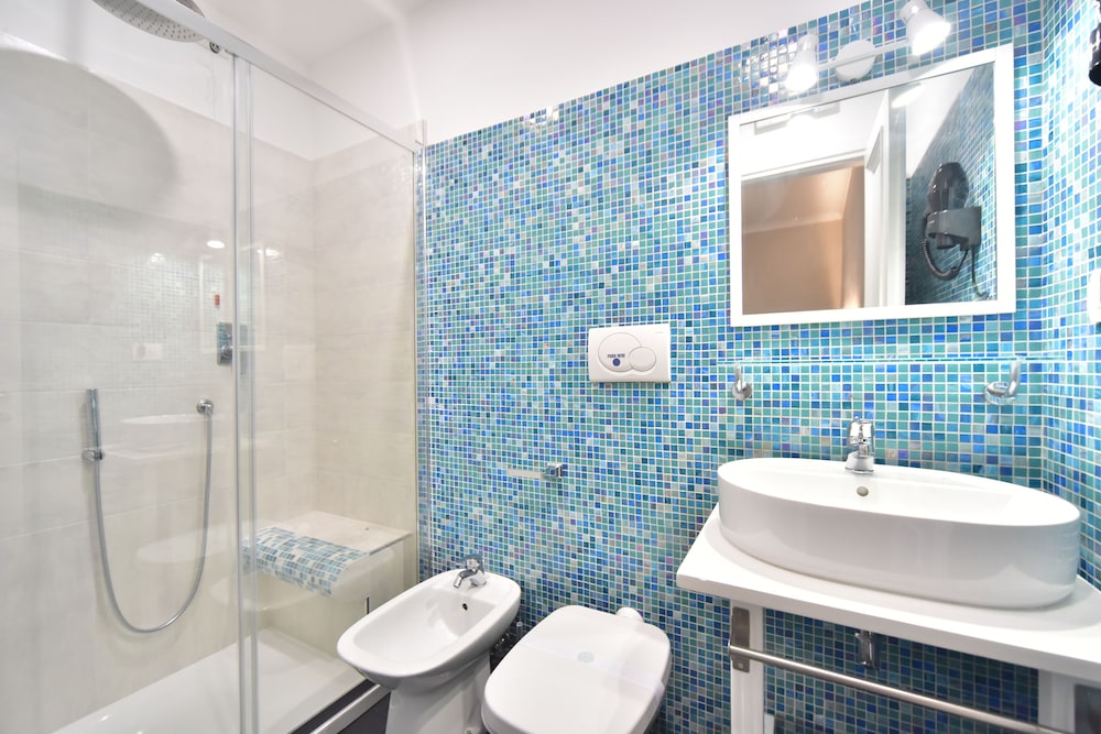 The Rome Suite 23