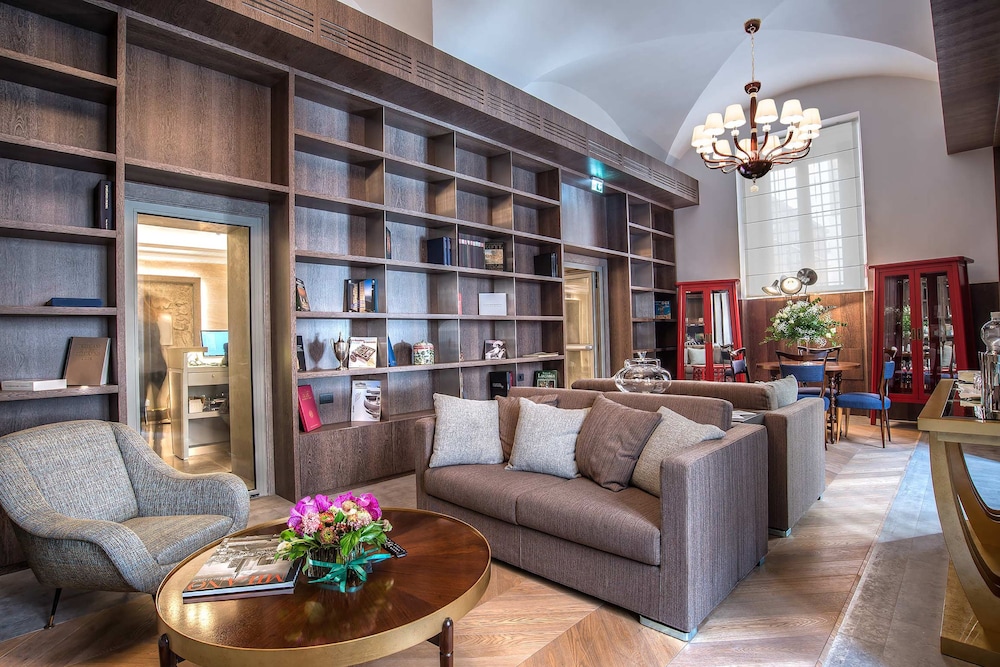 Martis Palace Hotel 8