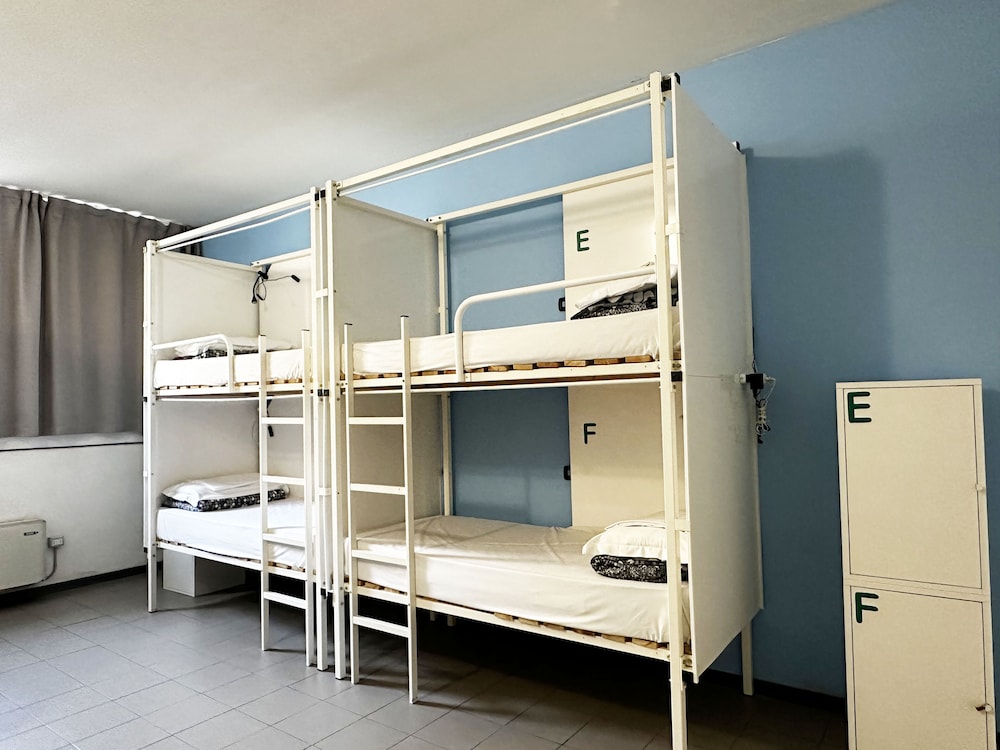 Mio Hostel 8
