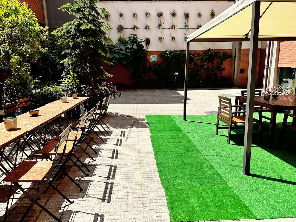 Mio Hostel 23