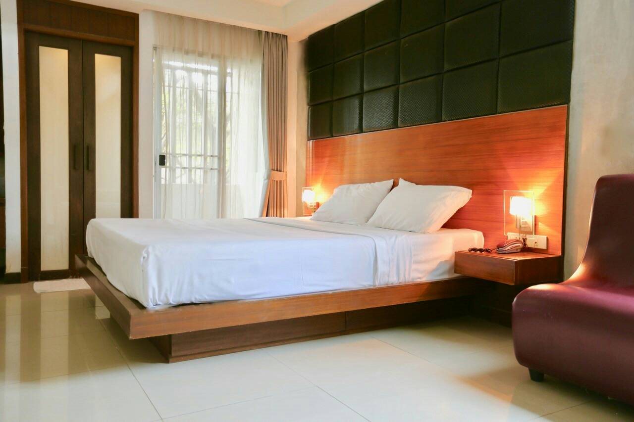 The Bangkok Cha Cha Suite 8