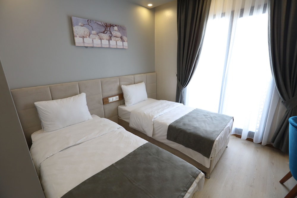 Royal Inci Airport Hotel 16