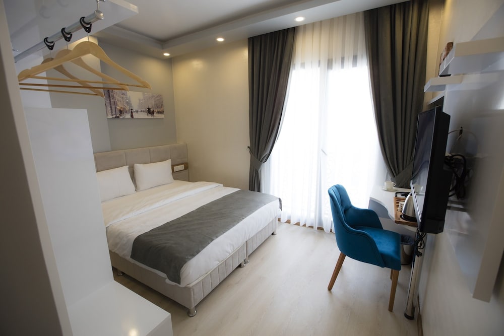 Royal Inci Airport Hotel 23