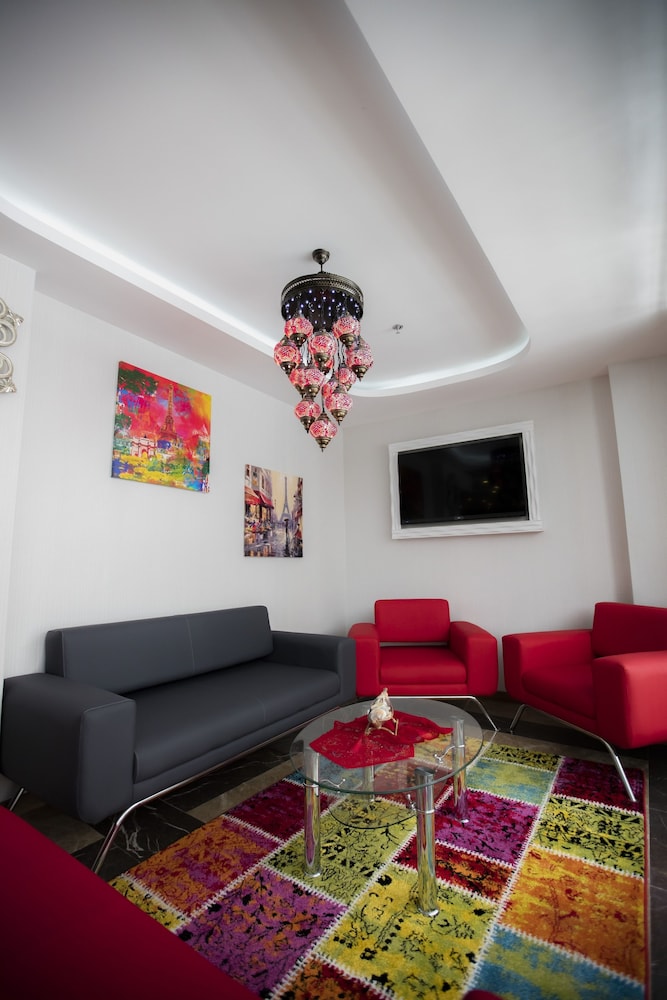 Royal Inci Airport Hotel 4