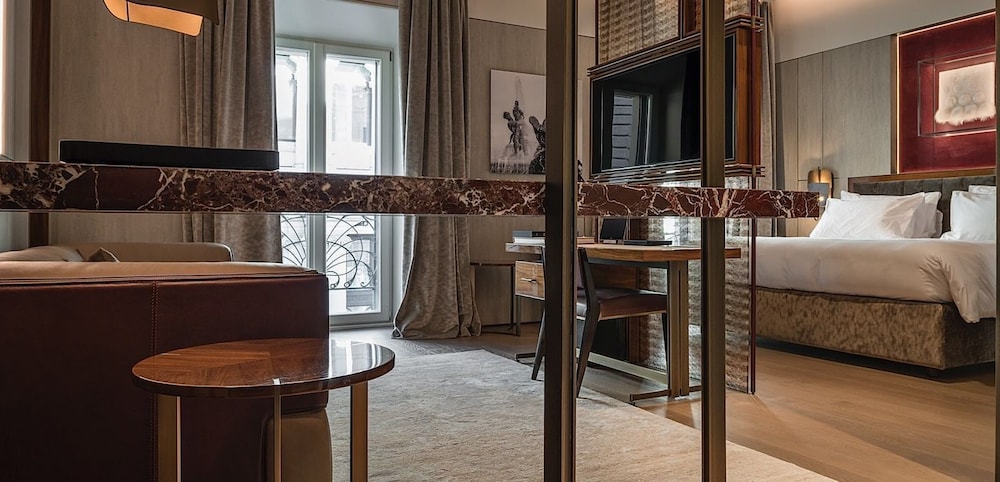 Fendi Private Suites 12