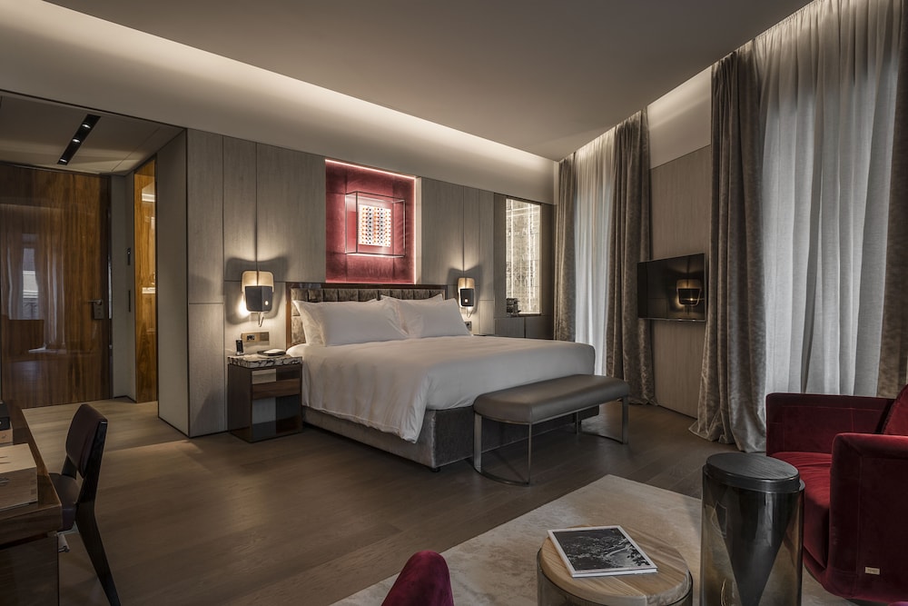Fendi Private Suites 16