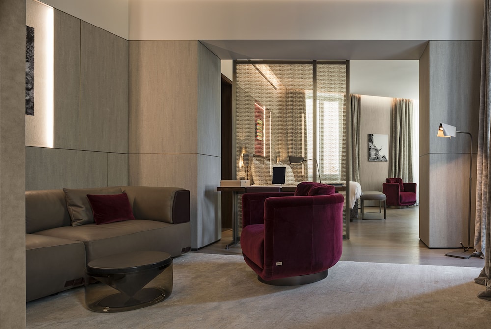 Fendi Private Suites 8