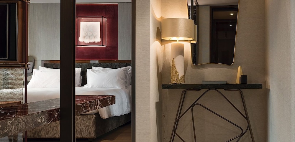 Fendi Private Suites 4