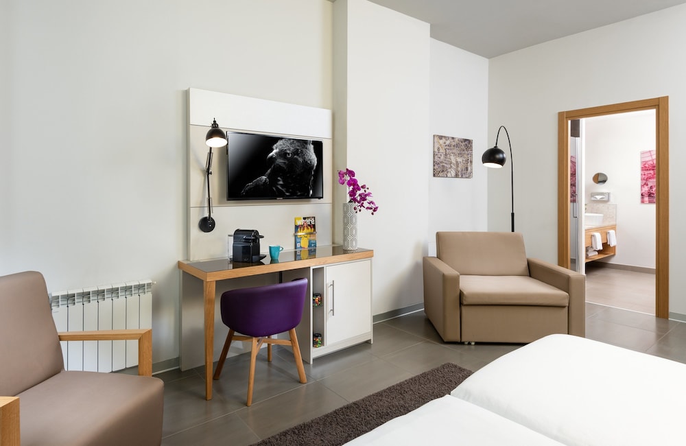 NYX Milan Hotel 12