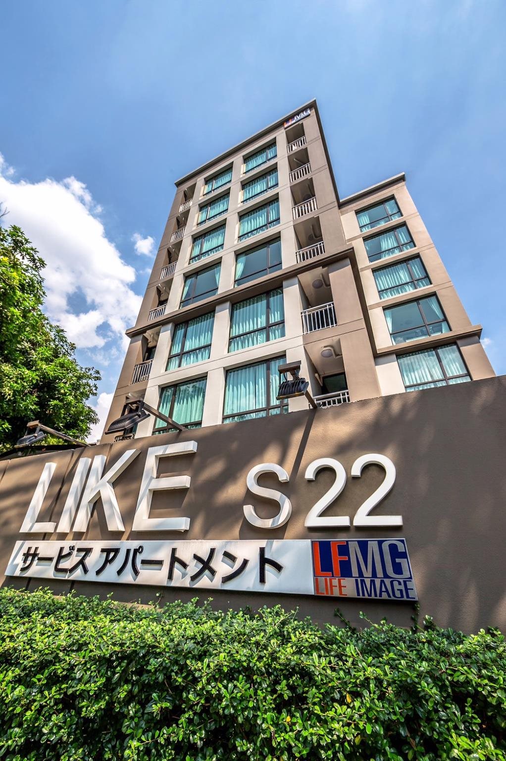 Like Sukhumvit 22 13