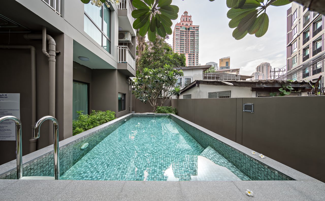 Like Sukhumvit 22 24