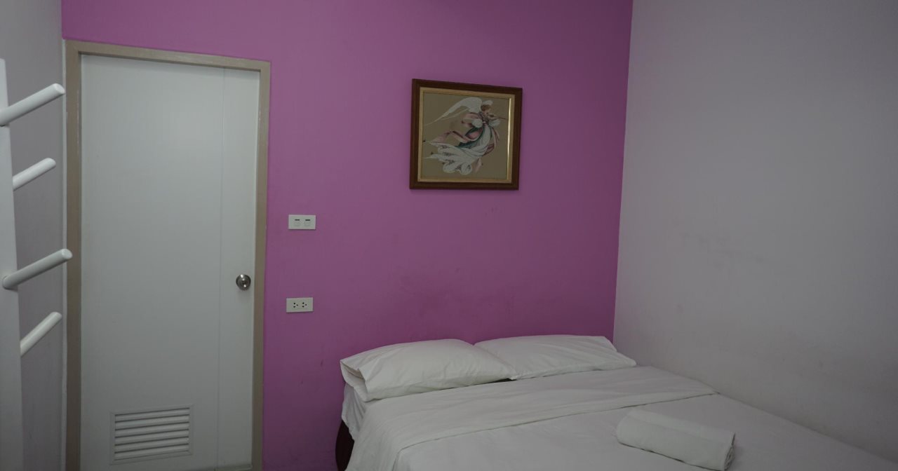 Sleep Dee Hostel 19
