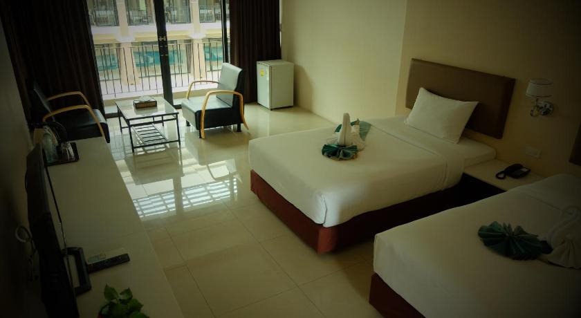 Summer Tree Hotel 2