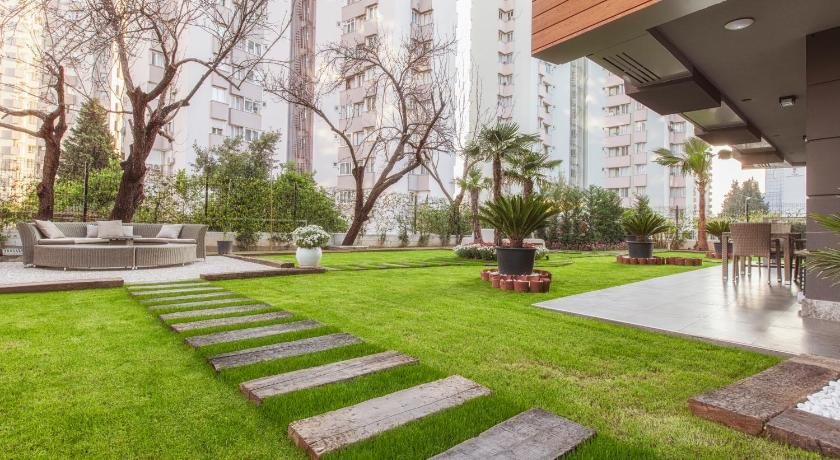 BMK Suites & Apartments 11