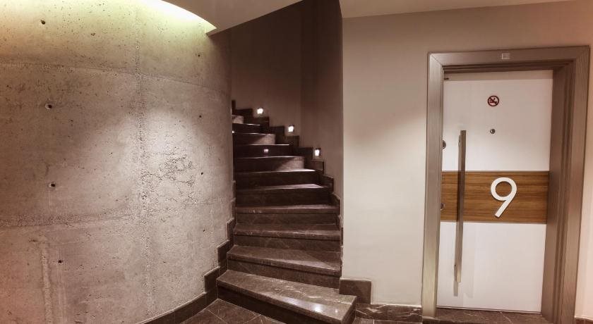 BMK Suites & Apartments 13