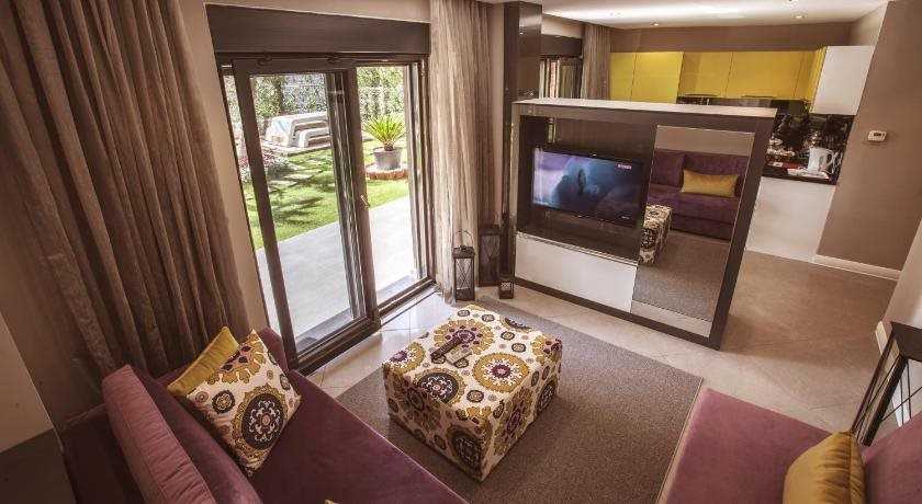 BMK Suites & Apartments 19