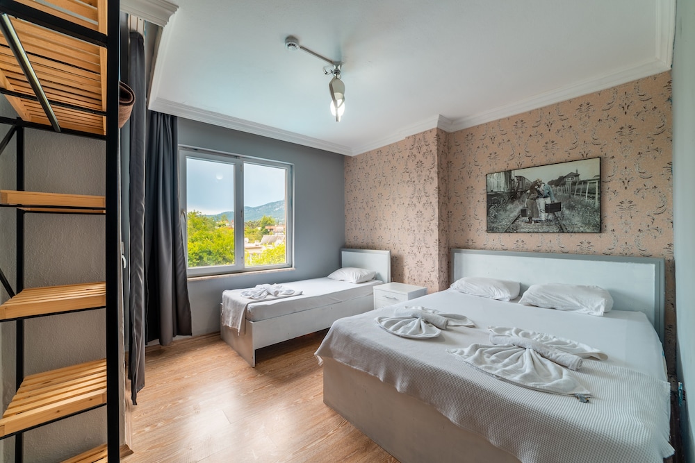 Güler Butik Hotel 3
