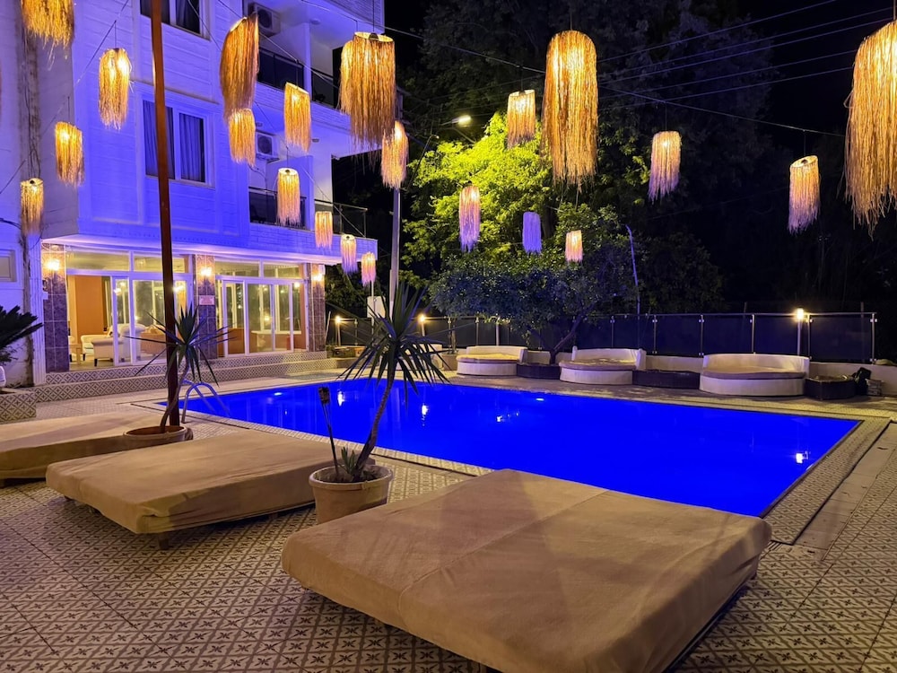 Güler Butik Hotel 1