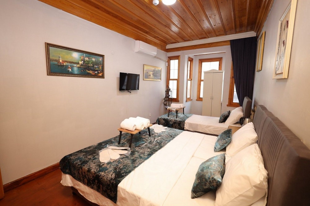 The Trip Hotel 7
